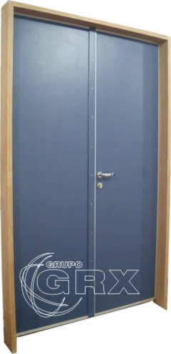 Equipamentos Radiologia - Porta Raios X Frmica/Madeira - Porta Raios X em Frmica/Madeira  1,24x2,12 m - 2,0 mmPb